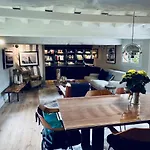 Luxurious 5-suite Near Deauville Villa *