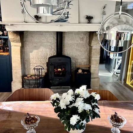 Luxurious 5-suite Near Deauville Vauville
