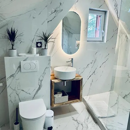 Villa Luxurious 5-suite Near Deauville *