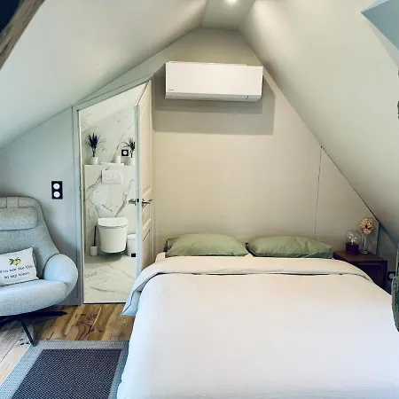 Villa Luxurious 5-suite Near Deauville Vauville