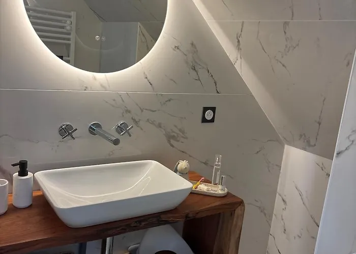 Luxurious 5-suite Near Deauville 别墅